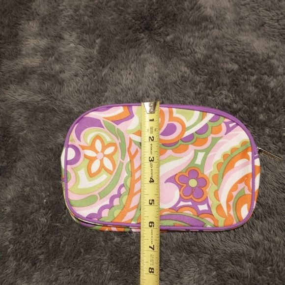 Clinique Make-up Bag! - Picture 6 of 6